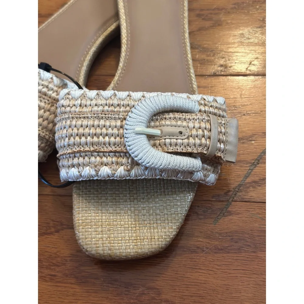 NWOTNew Day Woven Raffia Buckle Slide Sandals Tan White Square Toe Flat Slides 8
